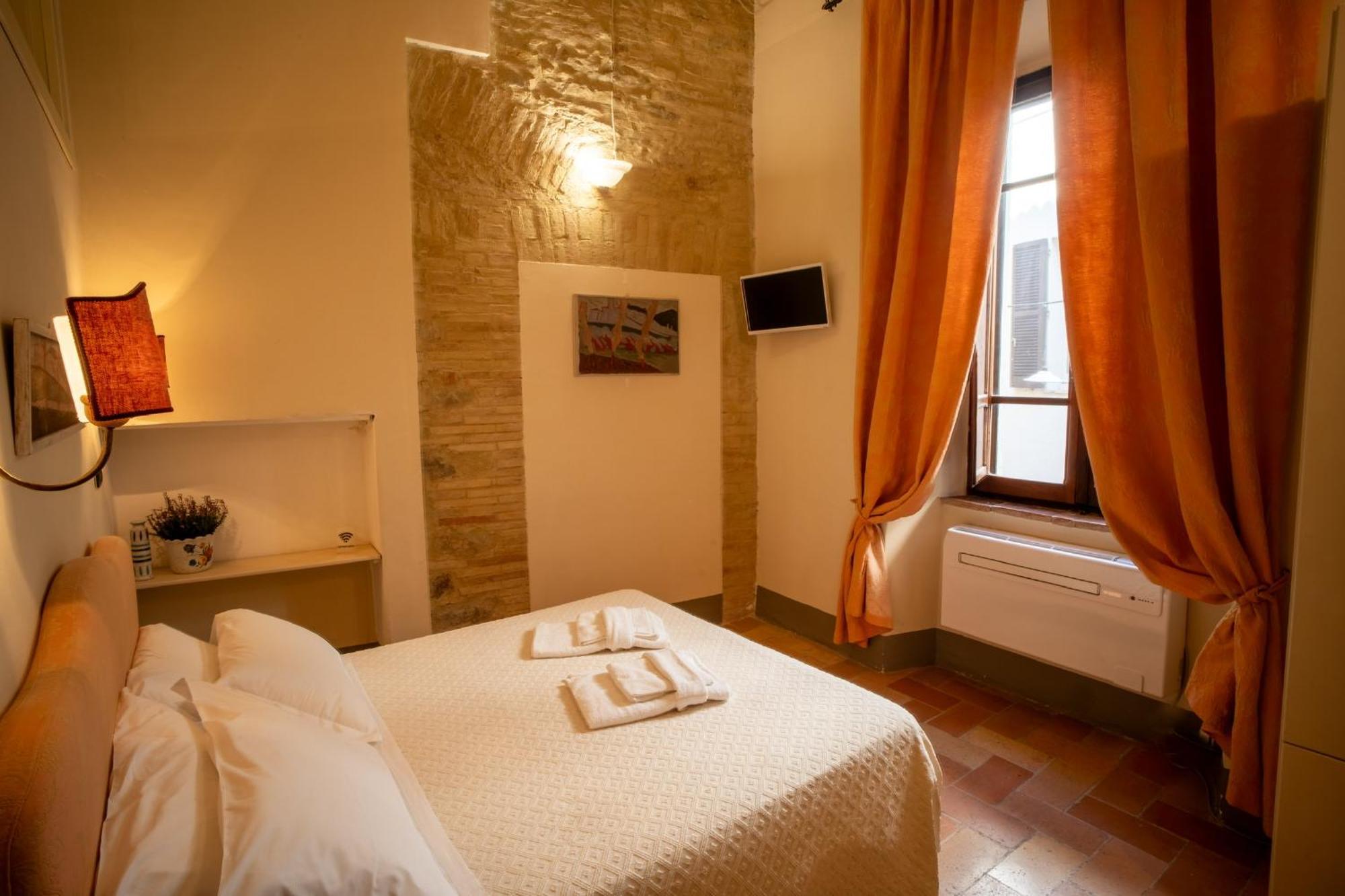 B&B Porta Perugina Bevagna Exterior photo