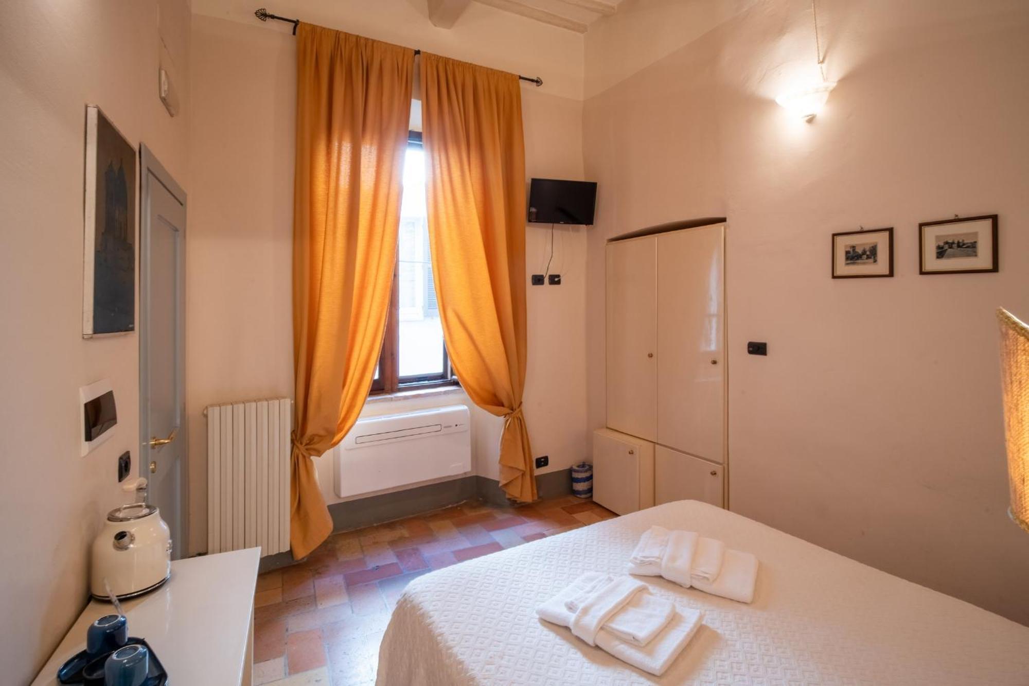 B&B Porta Perugina Bevagna Exterior photo