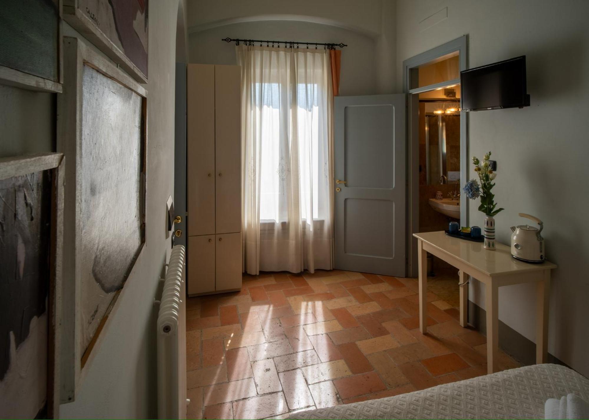 B&B Porta Perugina Bevagna Exterior photo